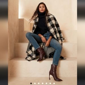 Ultra High & Slim Jean - Banana Republic - NWT! Size 28